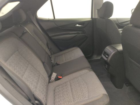 Used 2022 Chevrolet Equinox LT FWD image 19