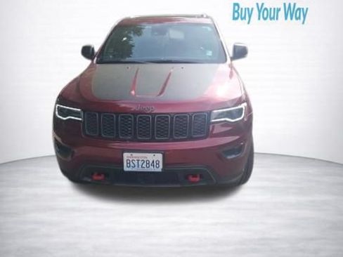 Used 2020 Jeep Grand Cherokee Trailhawk w/ Trailhawk Luxury Group AWD/4WD image 2