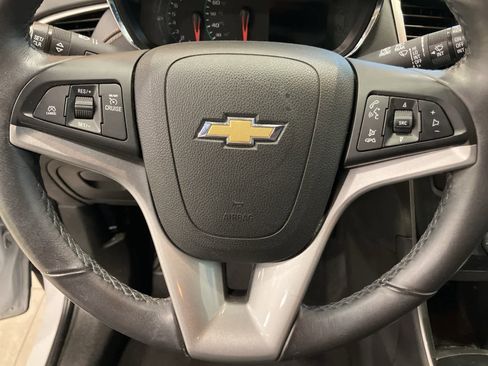 Used 2018 Chevrolet Trax LT w/ Driver Confidence Package image 14