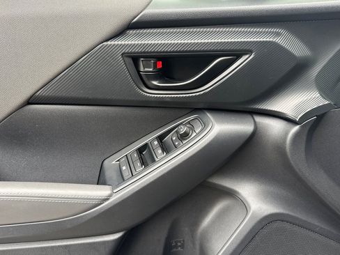 Used 2024 Subaru Crosstrek 2.0i Premium image 11