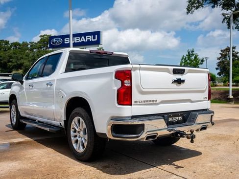 Used 2024 Chevrolet Silverado 1500 LTZ AWD/4WD image 4