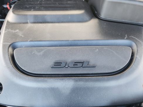 New 2025 Chrysler Pacifica Select image 23