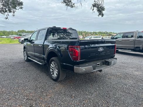Used 2025 Ford F150 Lariat w/ Equipment Group 501A Mid AWD/4WD image 4