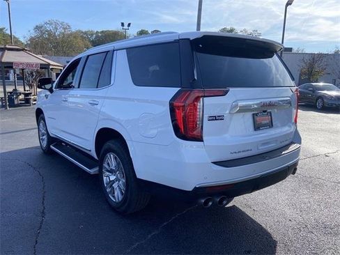 Used 2023 GMC Yukon Denali image 15