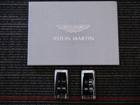 Used 2014 Aston Martin Vanquish Coupe RWD image 21