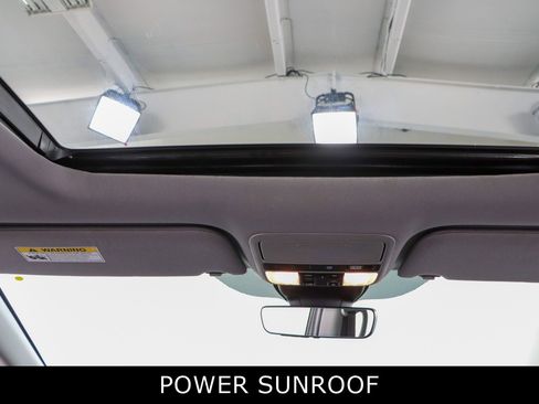 Used 2023 Honda Odyssey Touring image 21