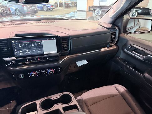 Used 2024 GMC Sierra 1500 Elevation AWD/4WD image 39