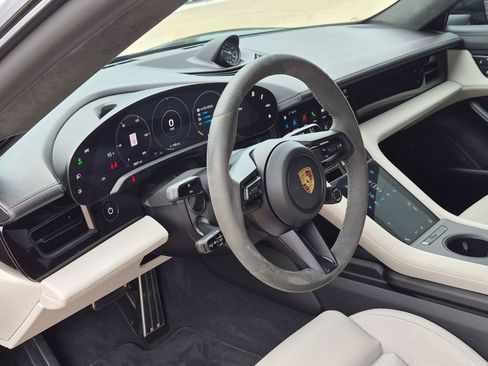 Certified 2023 Porsche Taycan GTS AWD/4WD image 5