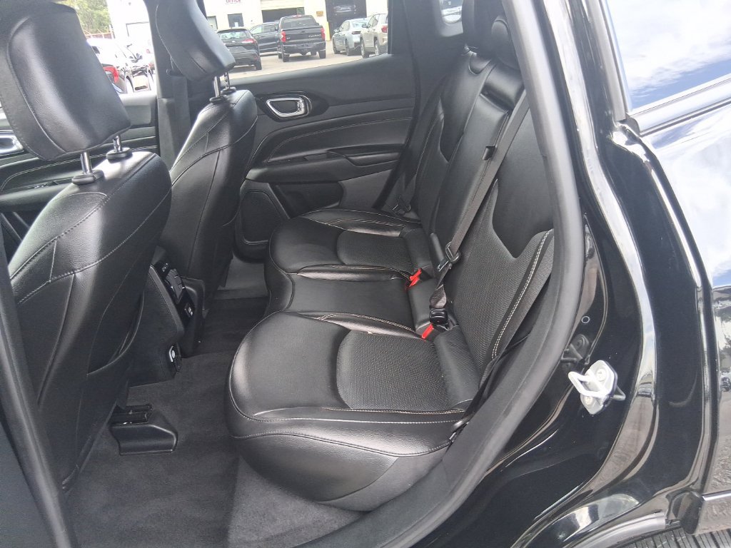 Used 2022 Jeep Compass High Altitude AWD/4WD image 18