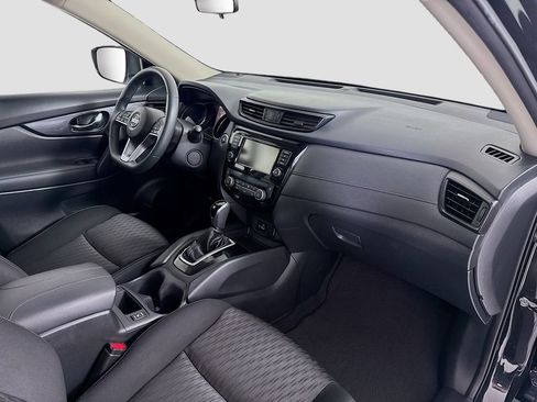 Used 2018 Nissan Rogue SV image 28