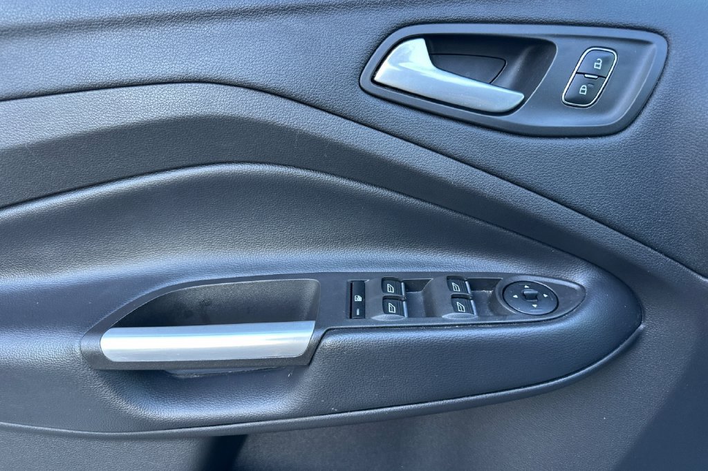 Used 2019 Ford Escape SE AWD/4WD image 14