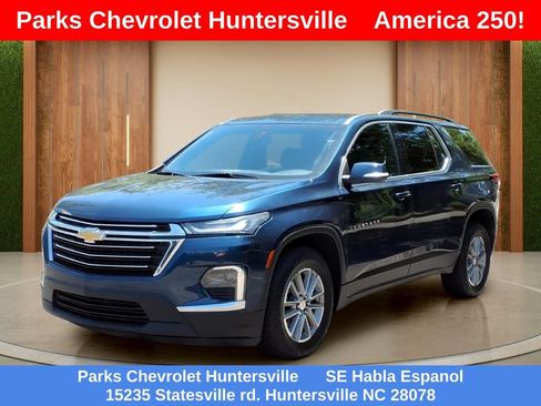 Certified 2022 Chevrolet Traverse LT FWD image 28