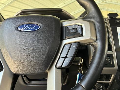 Used 2021 Ford F350 Lariat w/ Lariat Value Package AWD/4WD image 26