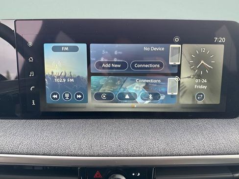 New 2025 Nissan Kicks SV w/ SV Premium Package image 12