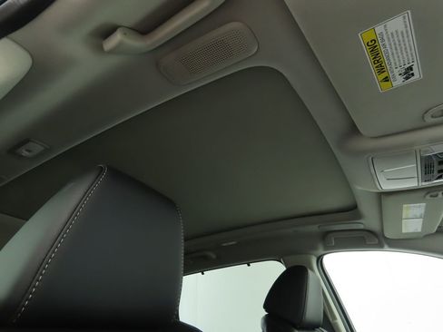 Used 2026 Acura MDX w/ Technology Package image 19