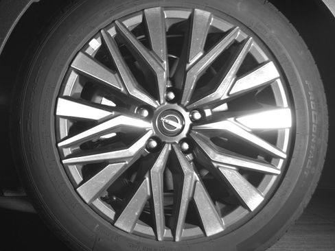 Used 2025 Nissan Altima 2.5 SV FWD image 12