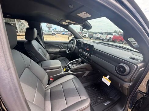 New 2026 Chevrolet Colorado Trail Boss AWD/4WD image 14