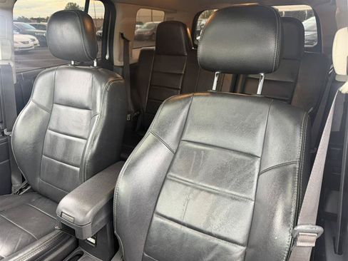 Used 2015 Jeep Patriot High Altitude FWD image 12
