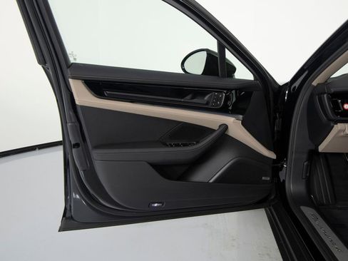 New 2026 Porsche Panamera 4 AWD/4WD image 18