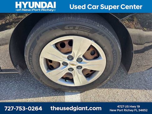Used 2016 Chevrolet Cruze LS FWD image 5