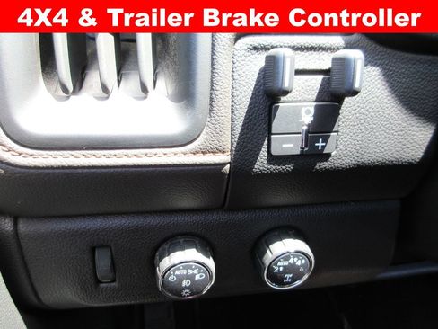 Certified 2022 GMC Canyon AT4 AWD/4WD image 17