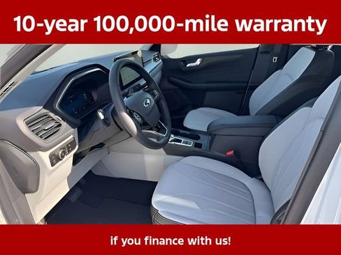 Used 2025 Ford Escape SE w/ PHEV Premium Package FWD image 18