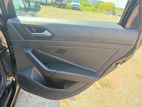 Used 2025 Volkswagen Jetta S FWD image 35