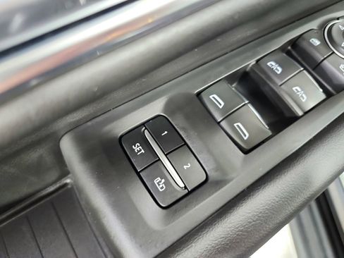 Used 2023 Chevrolet Tahoe Premier image 21