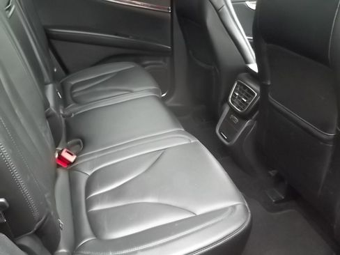 Used 2016 Lincoln MKX Reserve w/ Equipment Group 102A image 10