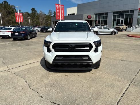 New 2026 Toyota Tacoma SR5 image 10