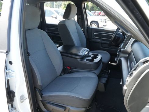 Used 2024 RAM 2500 Big Horn AWD/4WD image 24