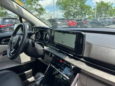 Certified 2024 Kia Carnival EX FWD image 38