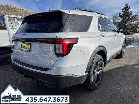 New 2026 Ford Explorer ST-Line w/ ST-Line Street Pack image 3