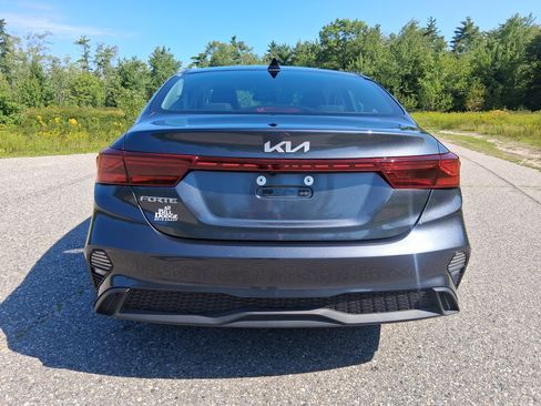 Certified 2024 Kia Forte LXS w/ LXS Technology Package FWD image 6