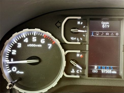 Used 2018 Toyota Tundra 1794 Edition image 12
