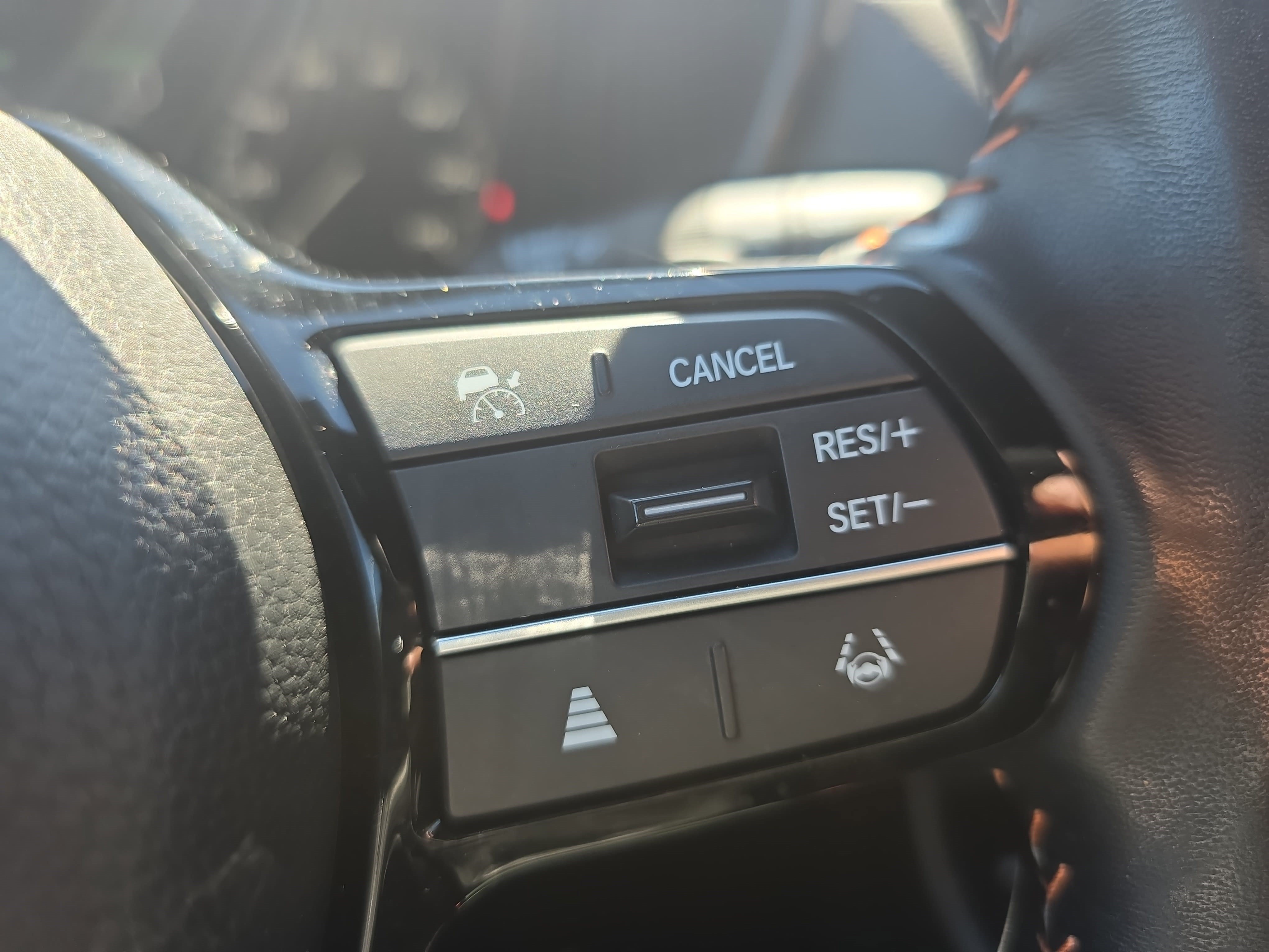 Used 2025 Honda CR-V Sport Touring image 18