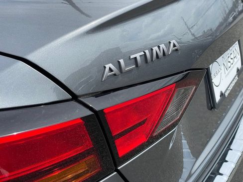 Certified 2023 Nissan Altima 2.5 SL FWD image 23