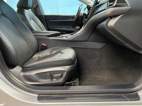 Used 2023 Toyota Camry XSE image 49