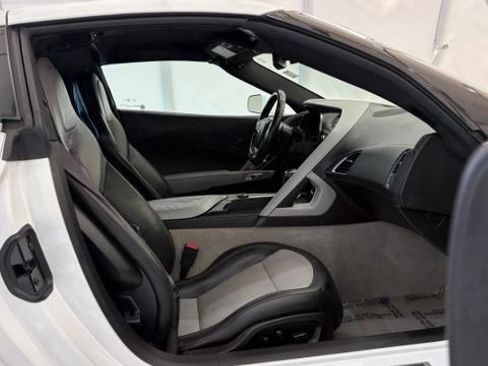 Used 2018 Chevrolet Corvette Grand Sport RWD image 18