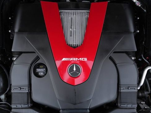 Used 2019 Mercedes-Benz C 43 AMG 4MATIC Sedan w/ Parking Assistance Package image 18