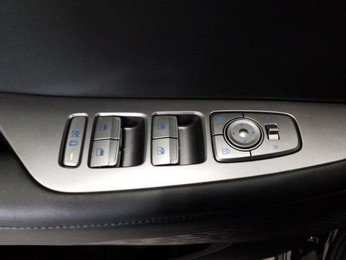 Used 2022 Hyundai Palisade SEL w/ 8P Bench Seat Package AWD/4WD image 11