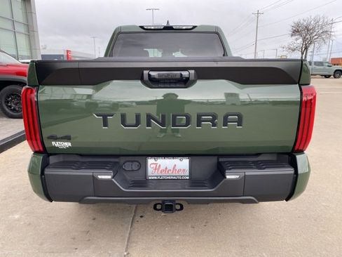 Used 2022 Toyota Tundra SR5 image 3