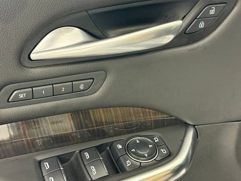 Certified 2025 Cadillac XT4 Premium Luxury w/ Technology Package FWD image 12