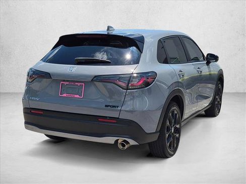 Used 2025 Honda HR-V Sport image 5