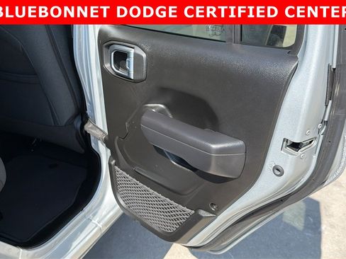 Used 2024 Jeep Wrangler Sport S image 30