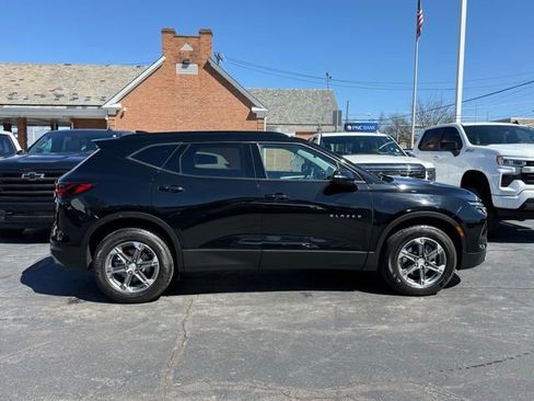 Used 2023 Chevrolet Blazer LT image 8