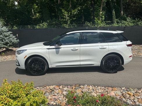 New 2025 Lincoln Corsair Grand Touring w/ Equipment Group 301A image 2