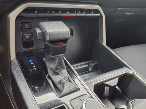 Used 2022 Toyota Tundra SR5 w/ TRD Off-Road Package image 14