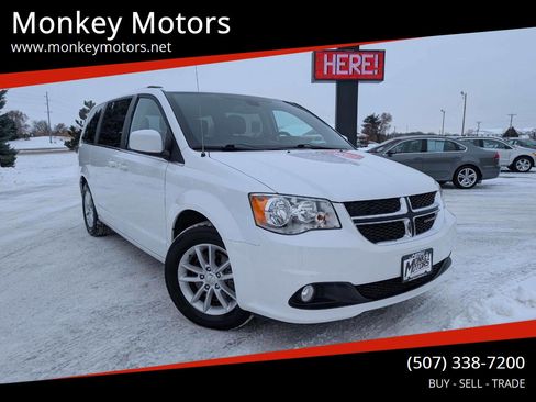 Used 2019 Dodge Grand Caravan SXT w/ Rear Park Assist Package image 1