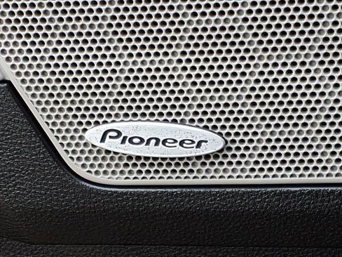 Used 2010 Chevrolet Equinox LT w/ Cargo Management Package image 10